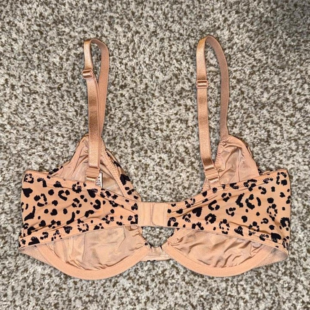VS bra - Picture 2 of 3